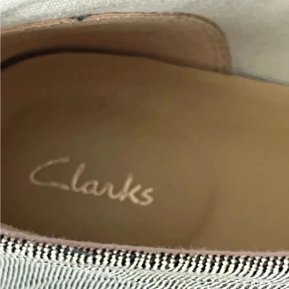 Clark’s Women’s Canvas Ankle Tie Shoes Light Tan Casual Size 7 - Picture 7 of 8
